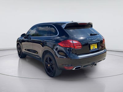 2014 Porsche Cayenne Platinum Edition