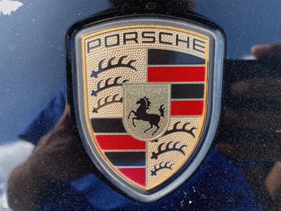 2014 Porsche Cayenne Platinum Edition