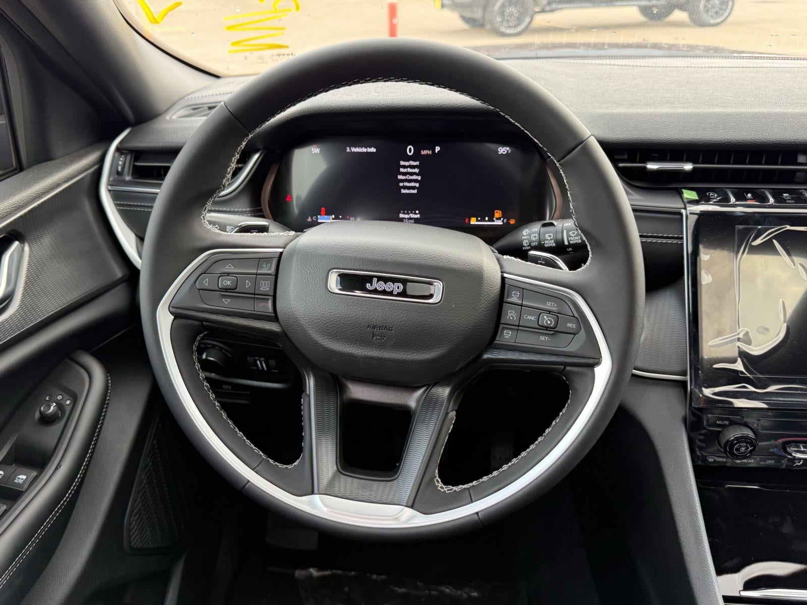 2025 Jeep Grand Cherokee Laredo X