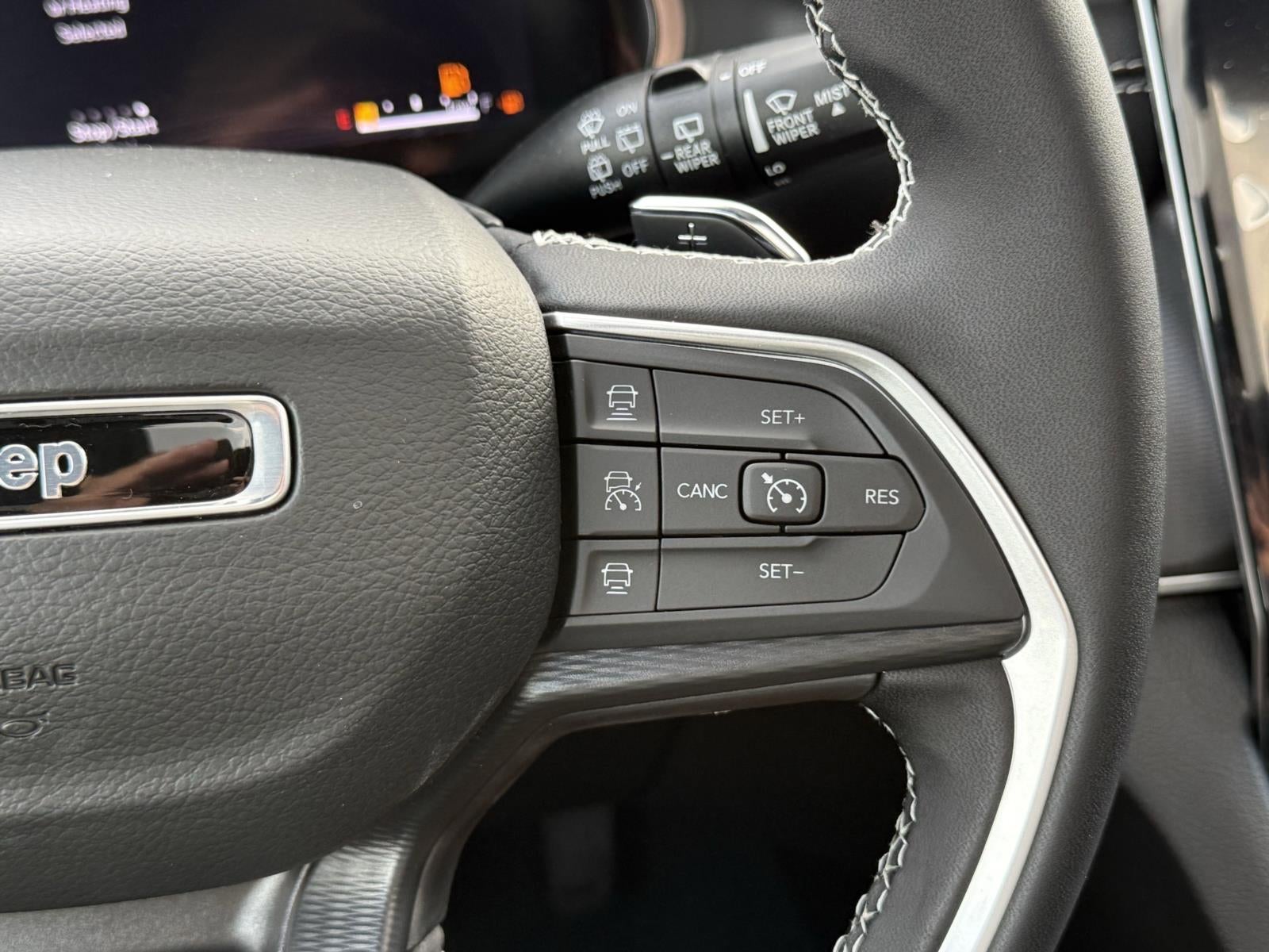 2025 Jeep Grand Cherokee Laredo X