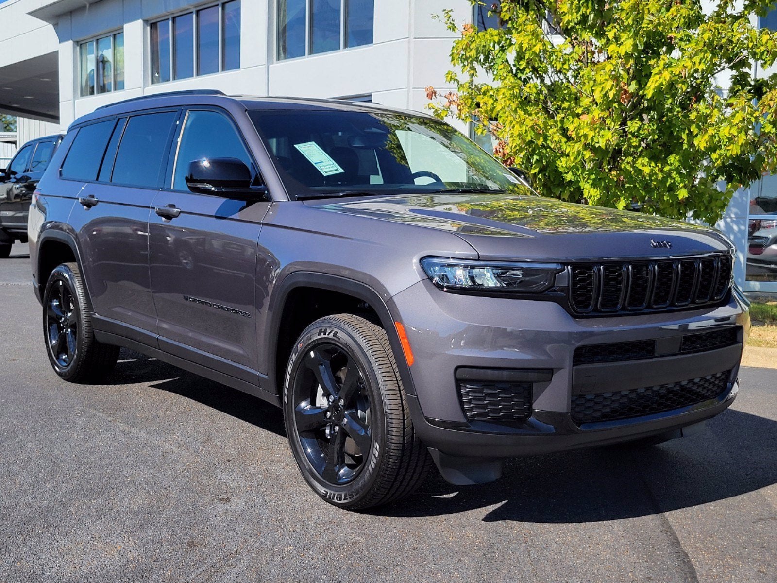2023 Jeep Grand Cherokee Altitude