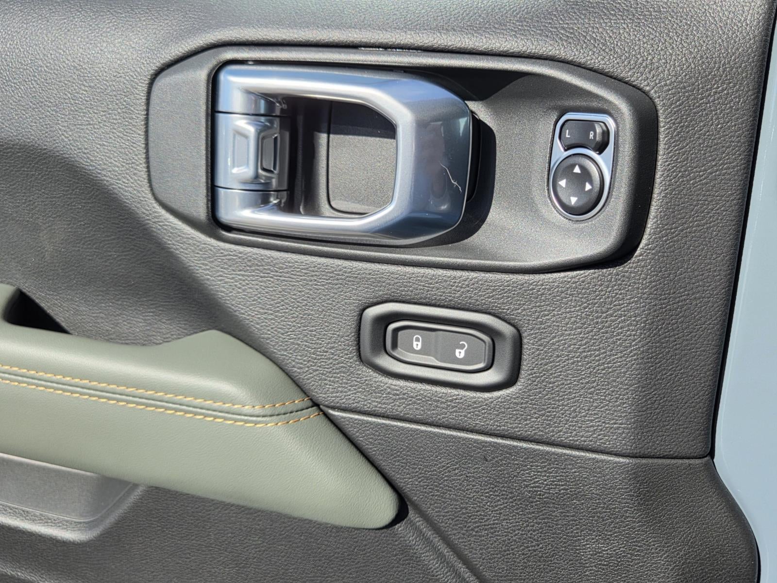 2026 Jeep Gladiator Mojave 4x4