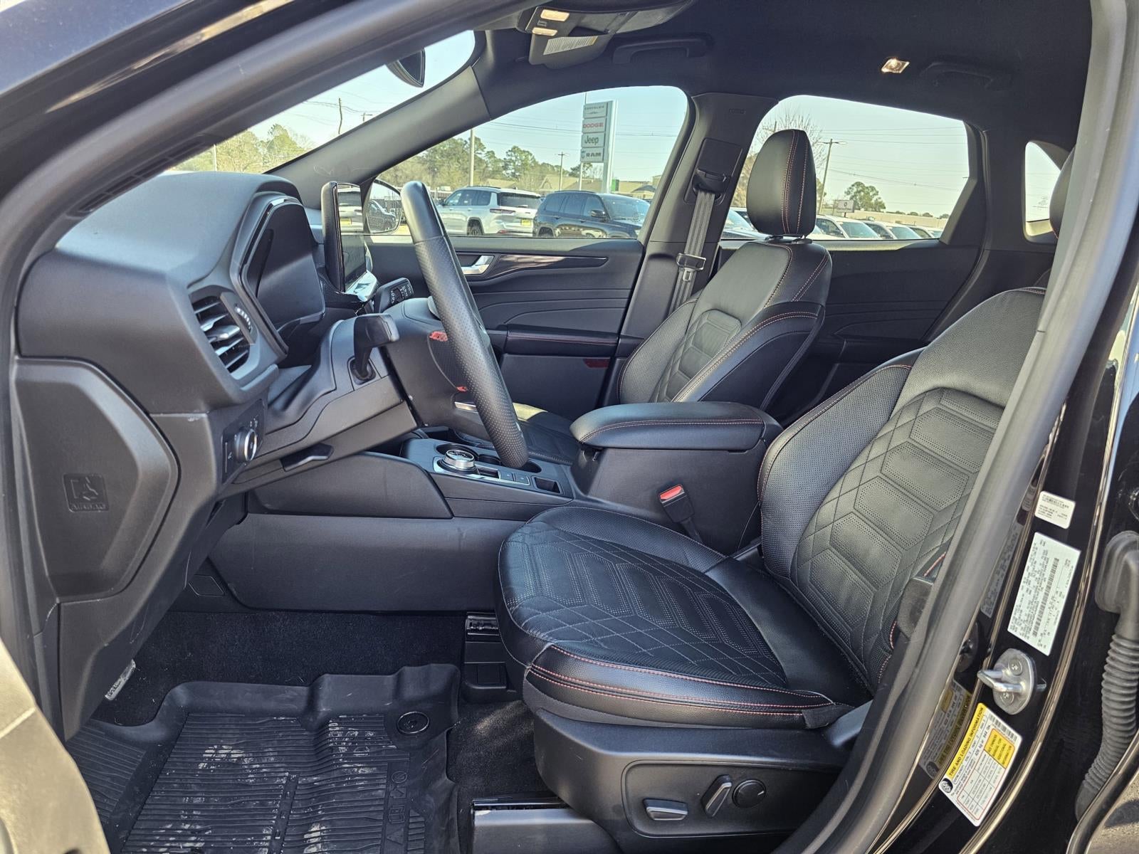 2023 Ford Escape ST-Line Elite