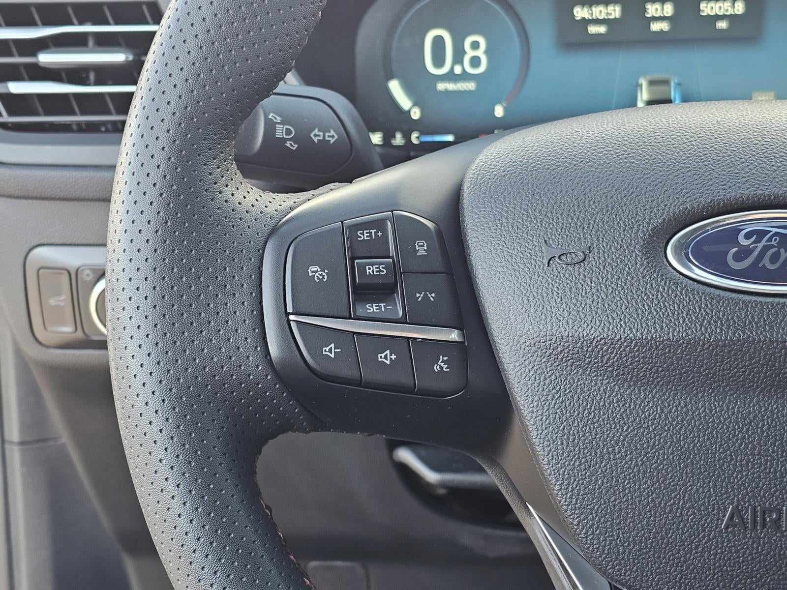 2023 Ford Escape ST-Line Elite