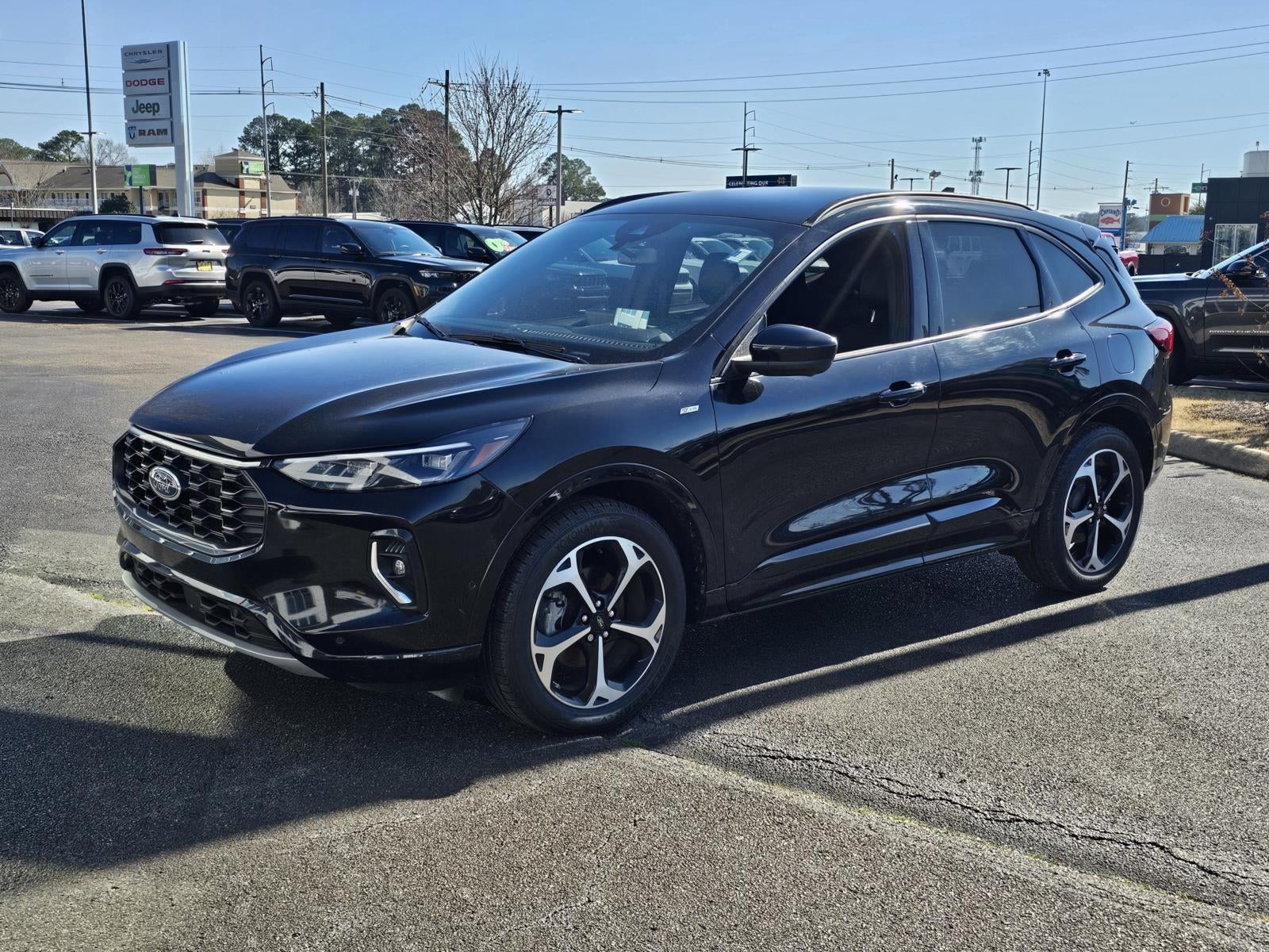 2023 Ford Escape ST-Line Elite