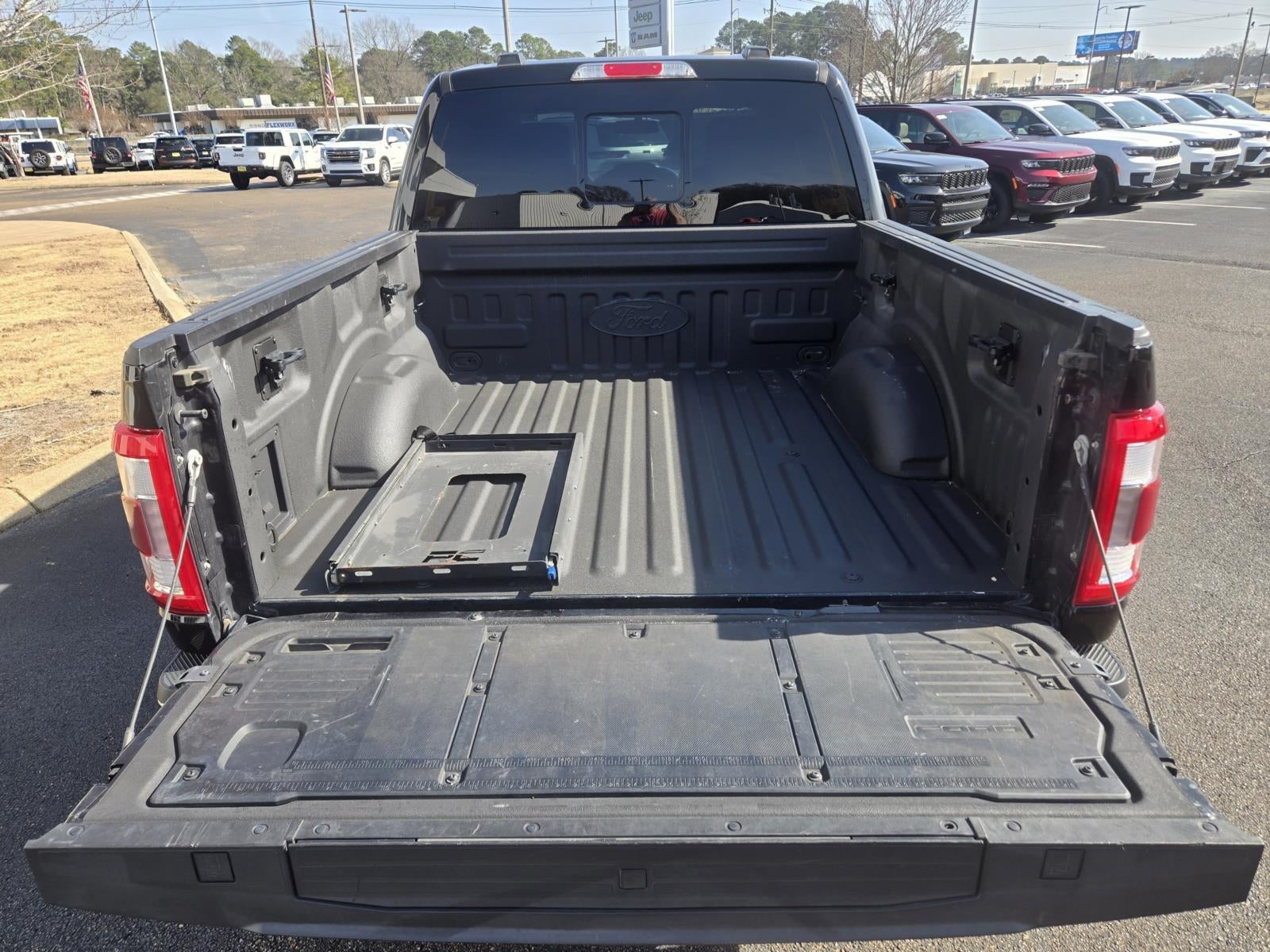 2022 Ford F-150 Base