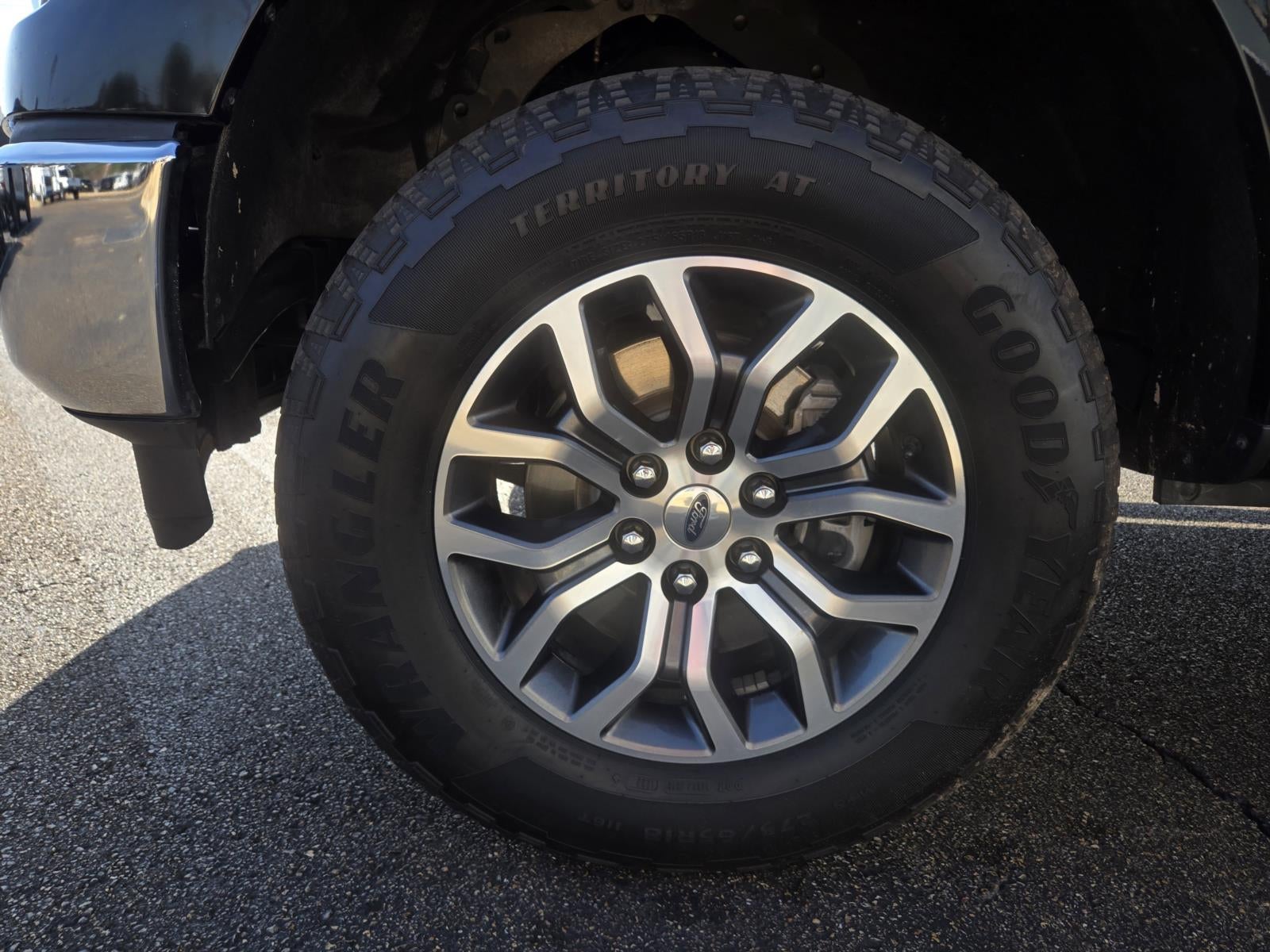 2022 Ford F-150 Base