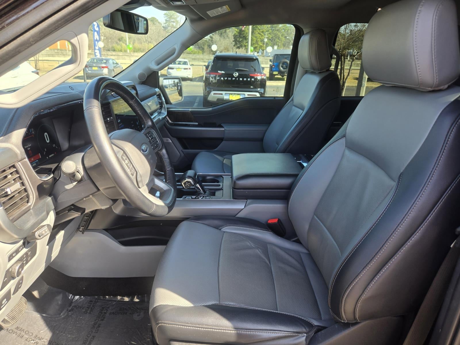 2022 Ford F-150 Base