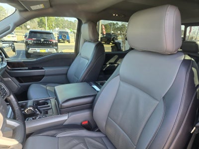 2022 Ford F-150 Base