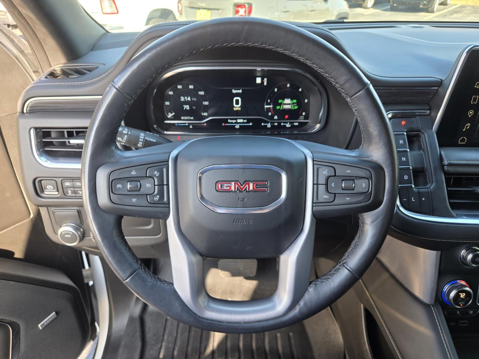 2022 GMC Yukon SLT