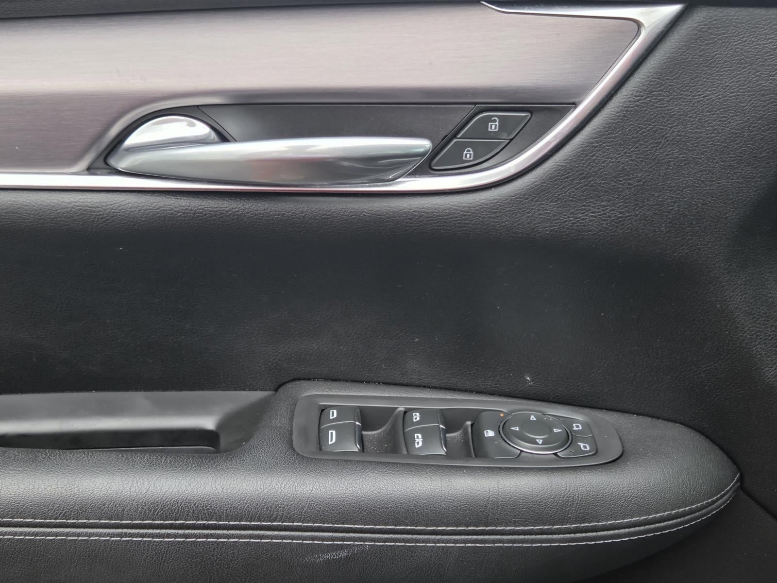 2021 Cadillac XT5 FWD Luxury