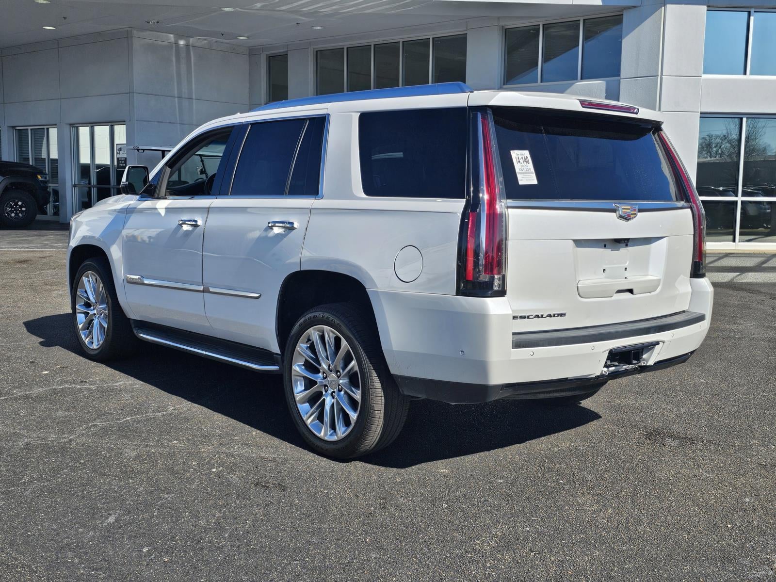2020 Cadillac Escalade Luxury
