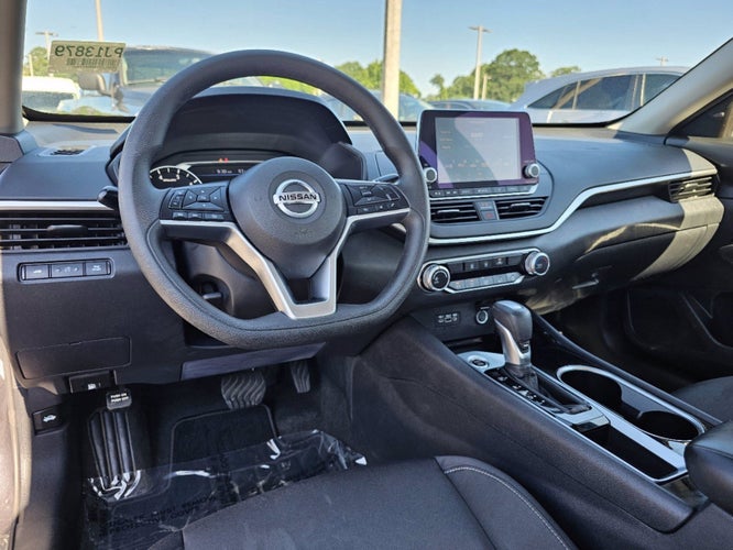 2021 Nissan Altima 2.5 SV in Houston, TX - Mac Haik Auto Group