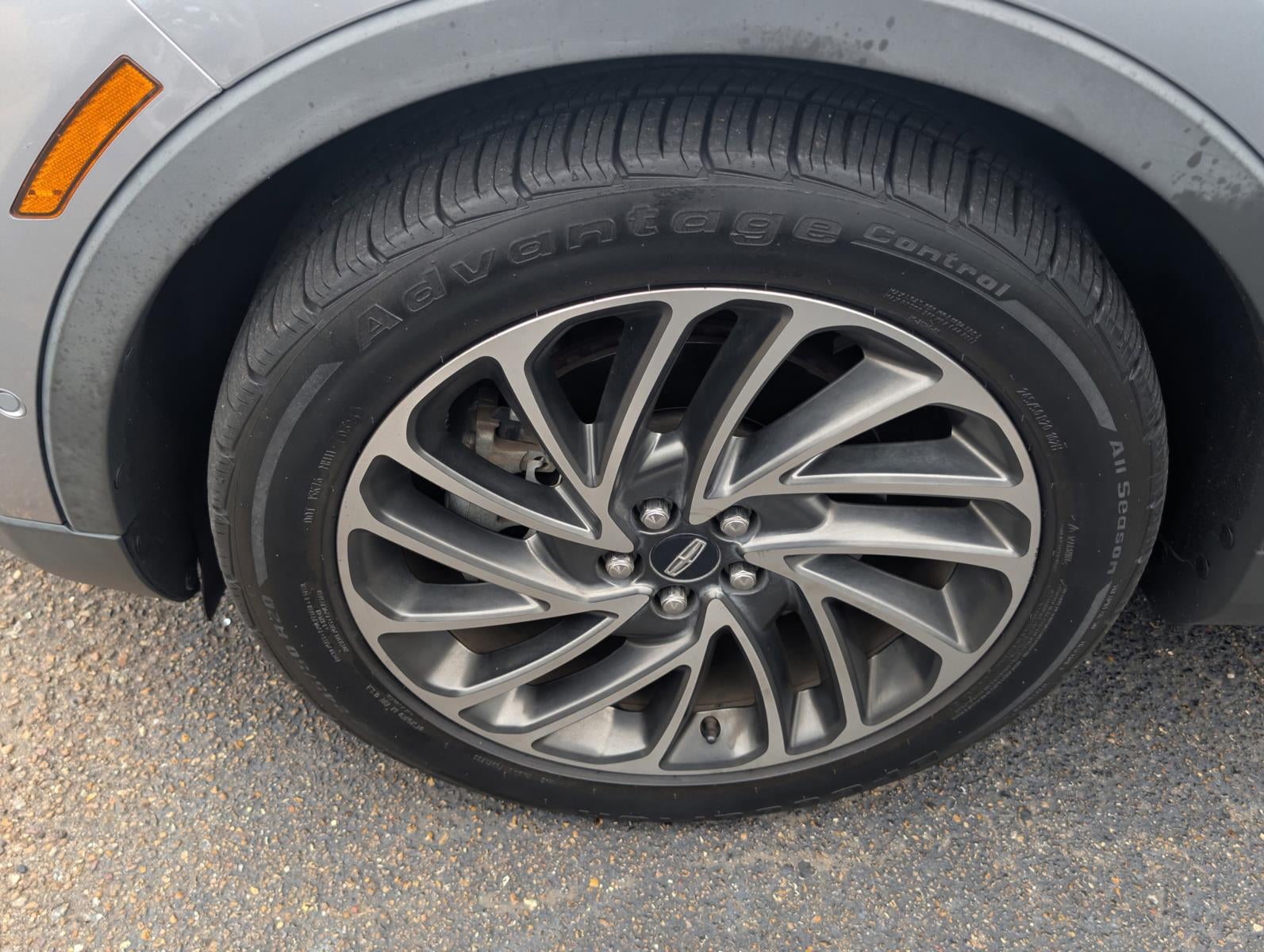 2020 Lincoln Nautilus Reserve