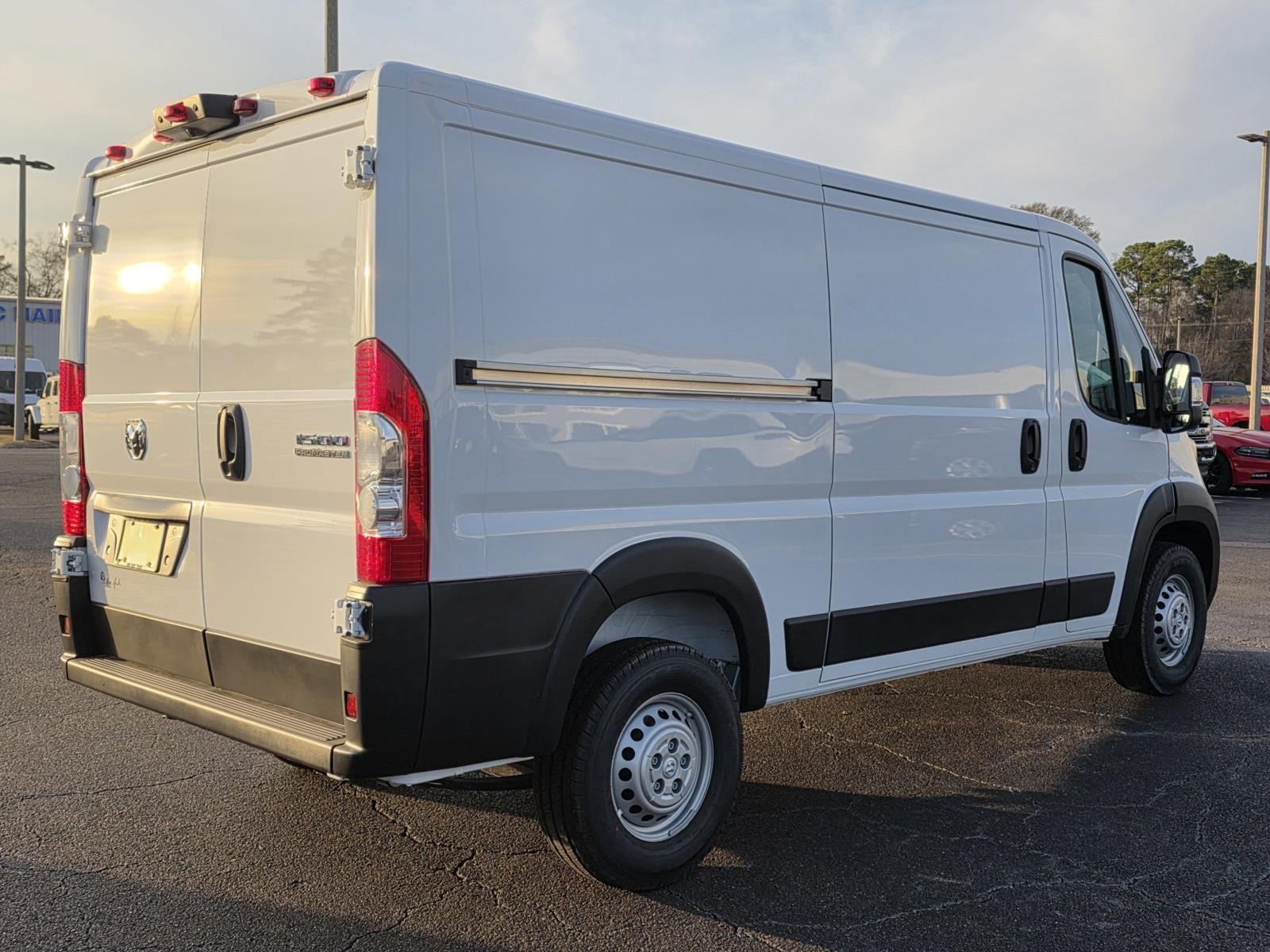 2026 RAM ProMaster Cargo Van Tradesman