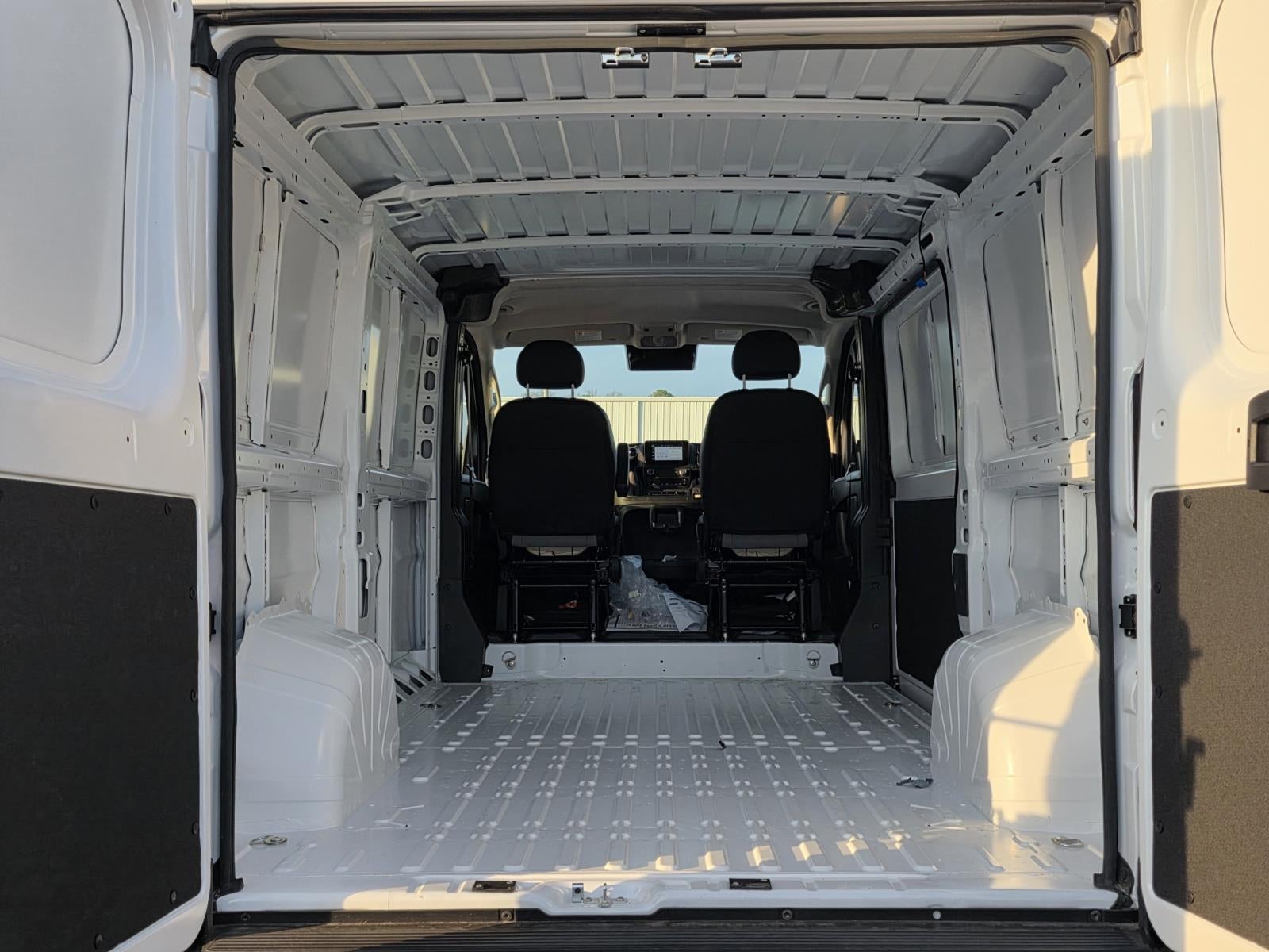 2026 RAM ProMaster Cargo Van Tradesman