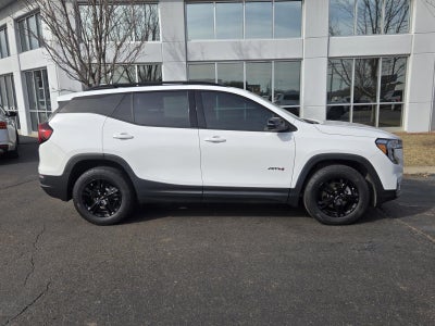2022 GMC Terrain AT4