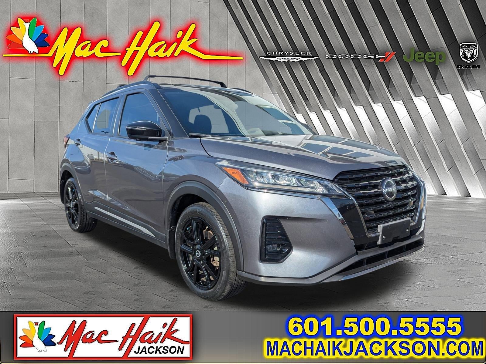 2023 Nissan Kicks SR