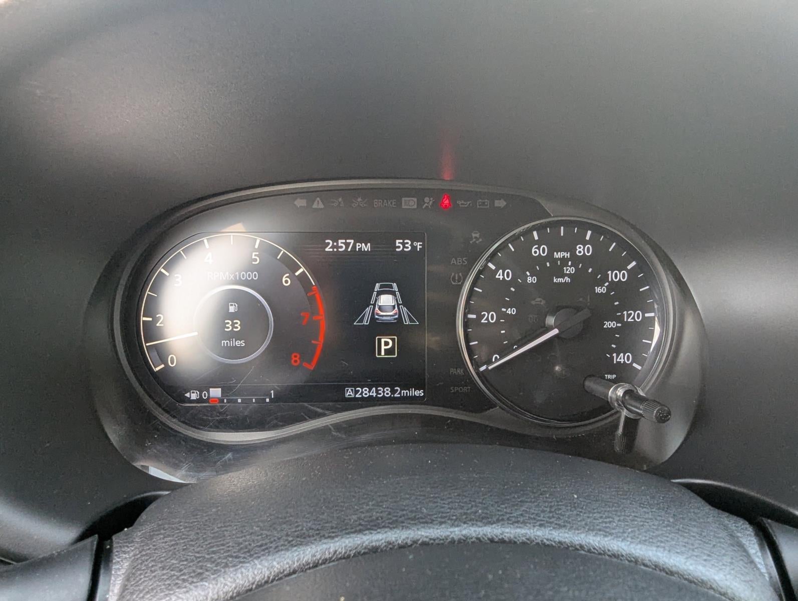 2023 Nissan Kicks SR