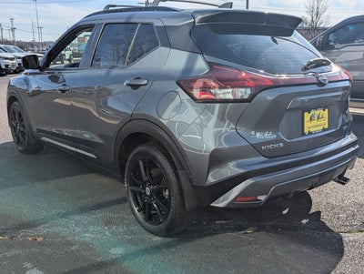 2023 Nissan Kicks SR