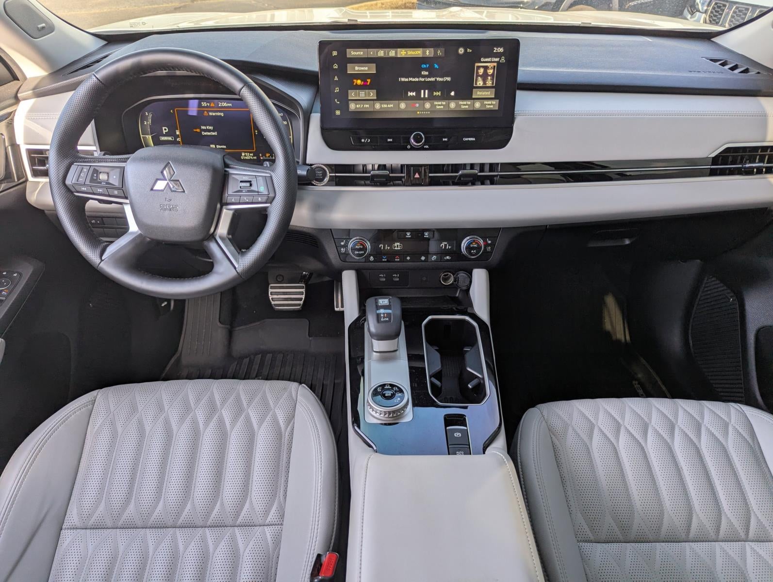 2025 Mitsubishi Outlander SEL