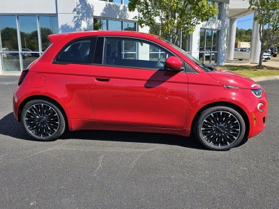 2024 FIAT 500e INSPI(RED)