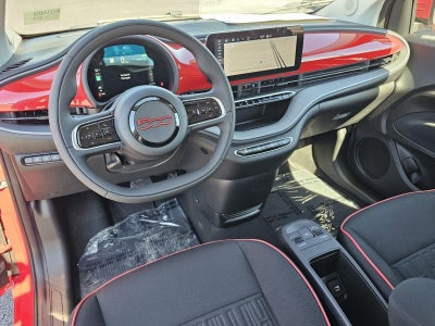 2024 FIAT 500e INSPI(RED)
