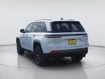 2027 Jeep Grand Cherokee Laredo Altitude