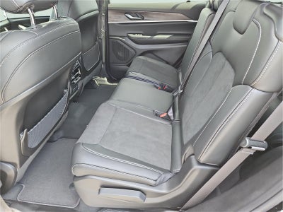 2026 Jeep Grand Cherokee L Laredo Altitude
