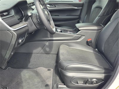 2026 Jeep Grand Cherokee L Laredo Altitude
