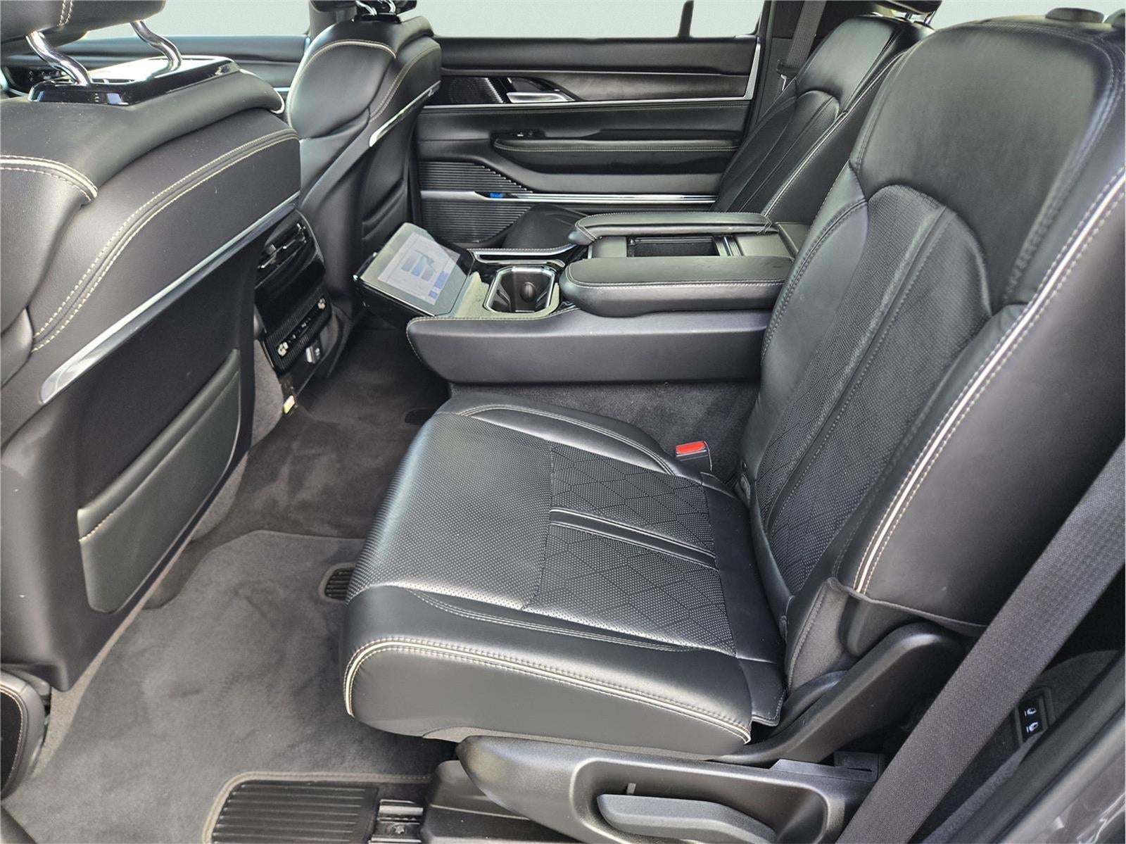 2024 Jeep Grand Wagoneer Series II Obsidian
