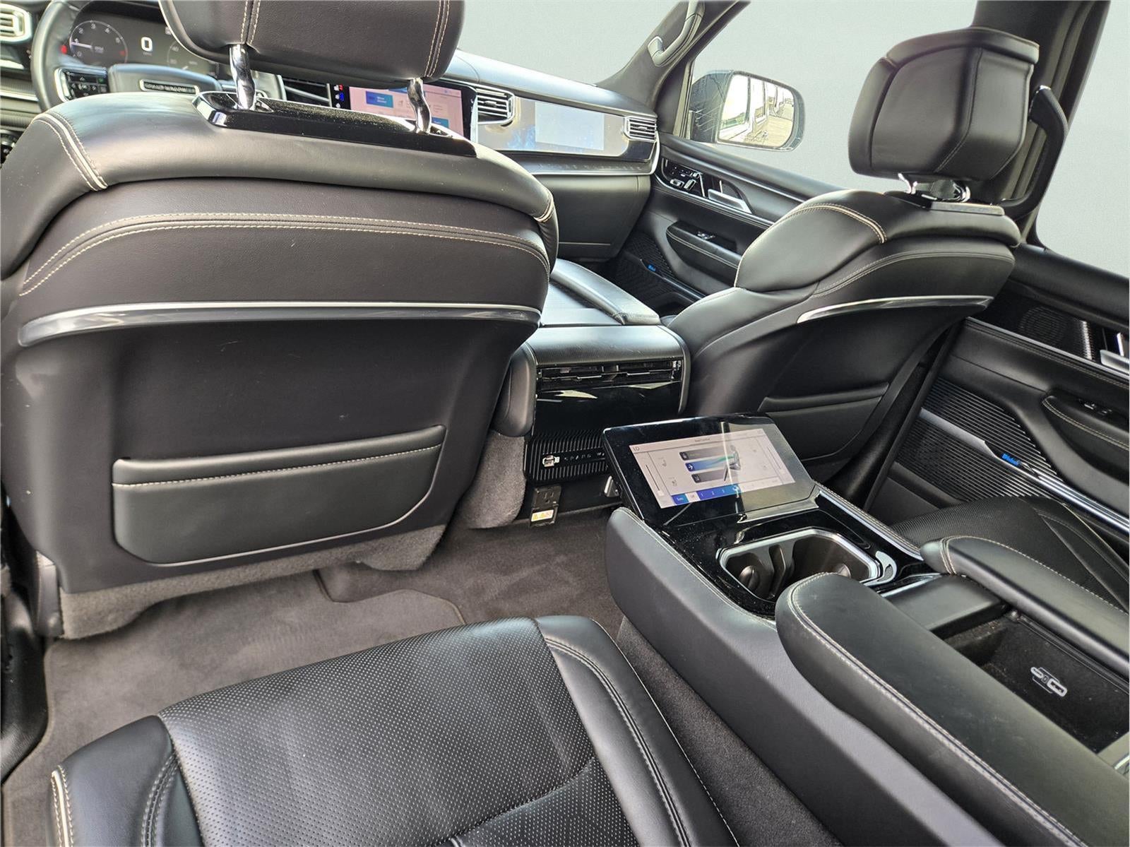 2024 Jeep Grand Wagoneer Series II Obsidian