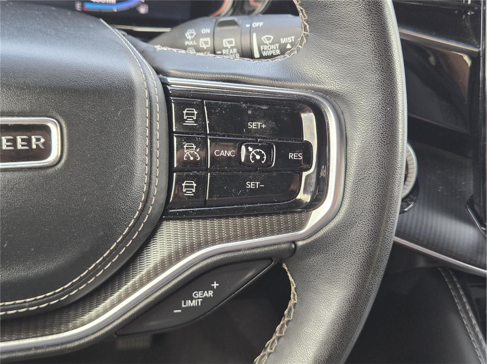2024 Jeep Grand Wagoneer Series II Obsidian