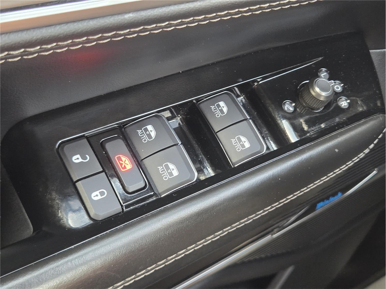 2024 Jeep Grand Wagoneer Series II Obsidian