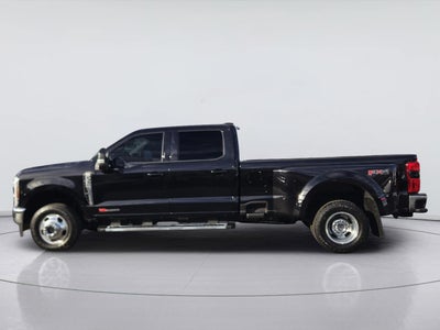 2026 Ford Super Duty F-350 DRW Lariat