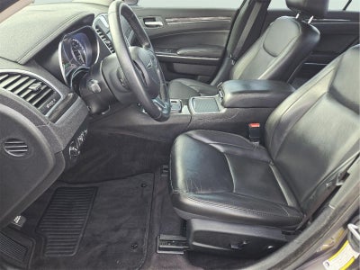 2018 Chrysler 300 Touring L