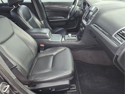 2018 Chrysler 300 Touring L