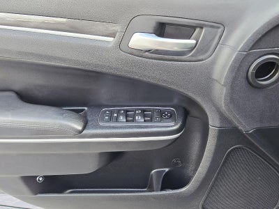 2018 Chrysler 300 Touring L