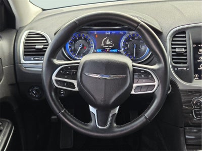 2018 Chrysler 300 Touring L
