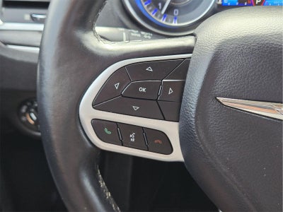 2018 Chrysler 300 Touring L