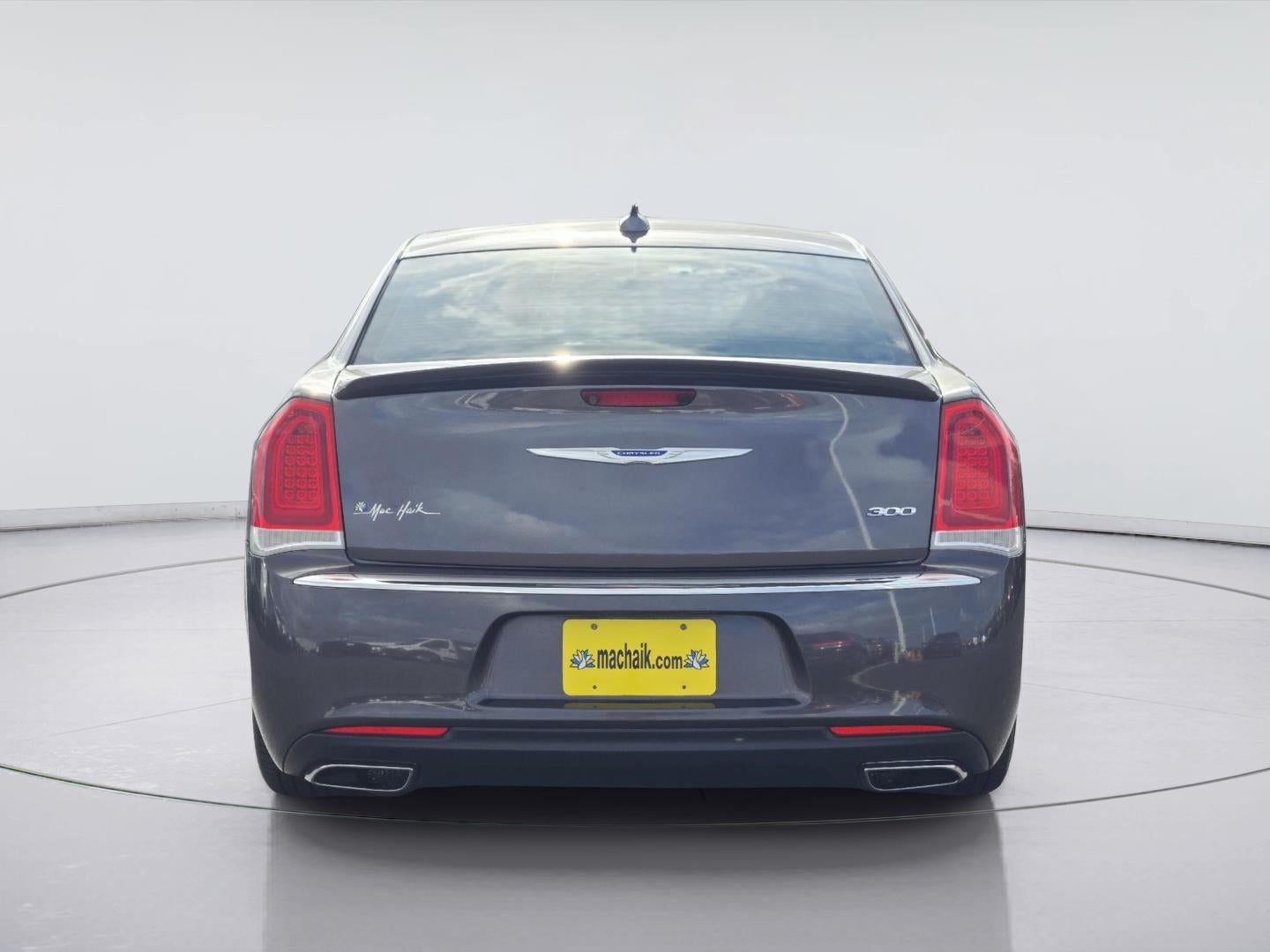 2018 Chrysler 300 Touring L