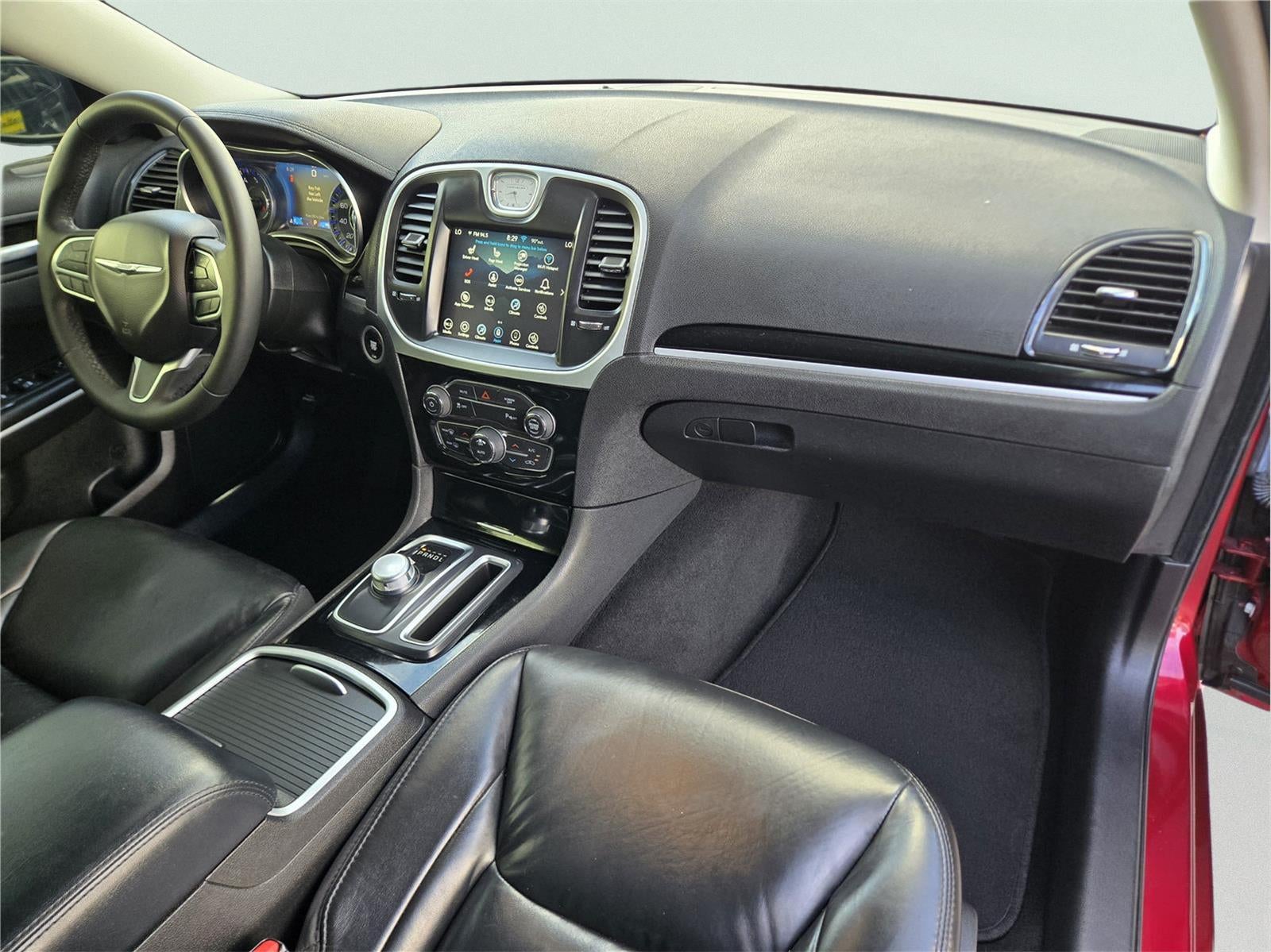 2023 Chrysler 300 Touring L