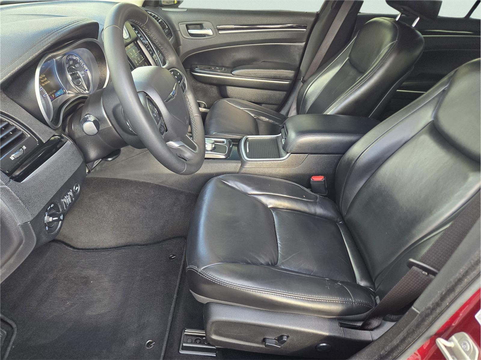 2023 Chrysler 300 Touring L