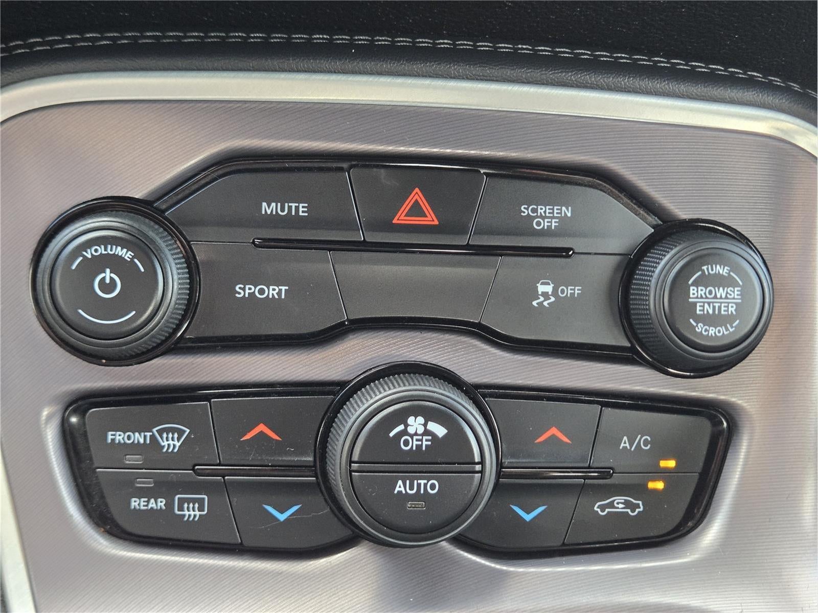2021 Dodge CHALLENGER SXT
