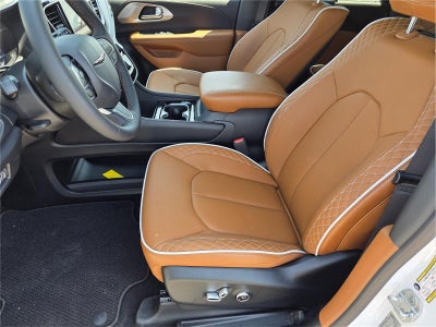 2026 Chrysler Pacifica Pinnacle