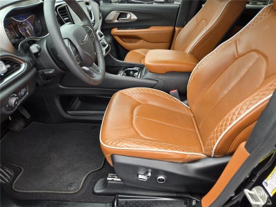 2024 Chrysler Pacifica Pinnacle