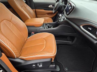 2024 Chrysler Pacifica Pinnacle