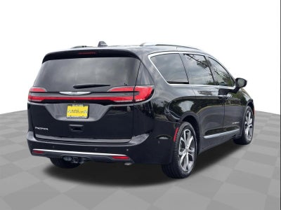 2024 Chrysler Pacifica Pinnacle
