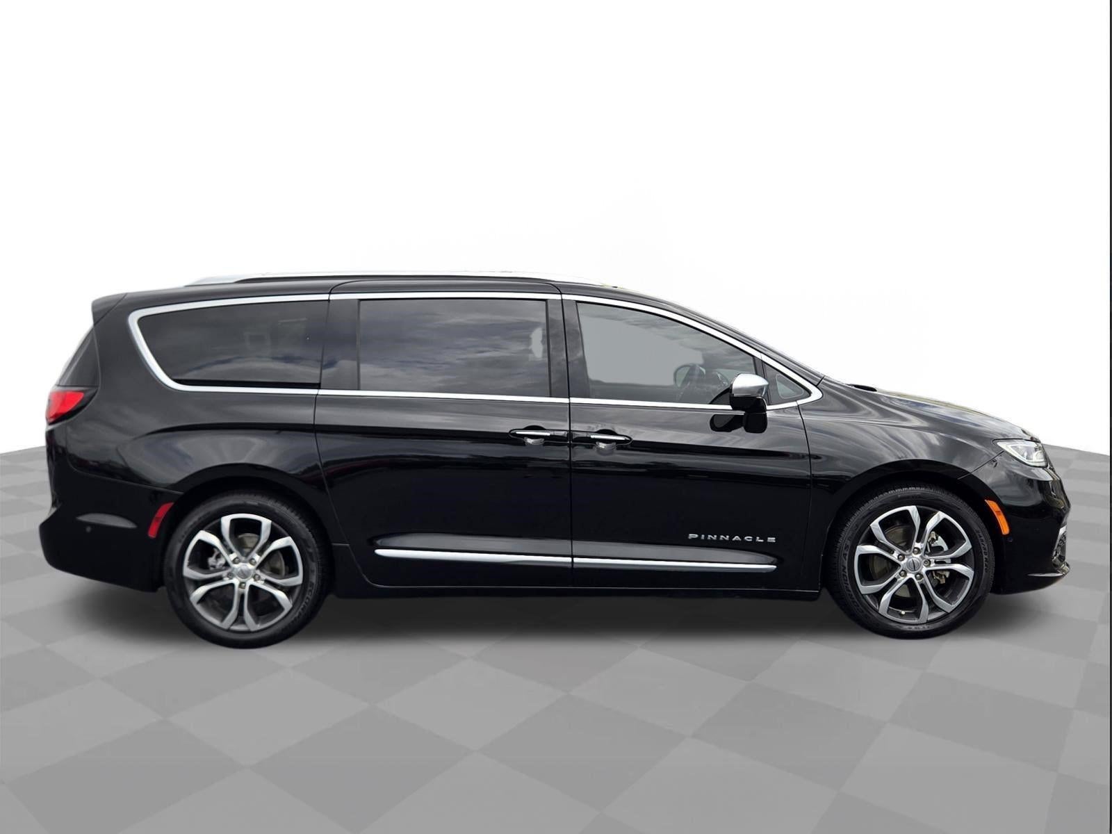 2024 Chrysler Pacifica Pinnacle