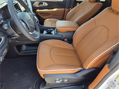2026 Chrysler Pacifica Pinnacle